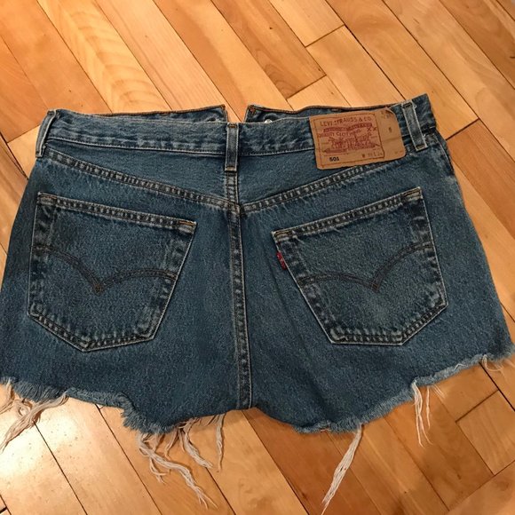 LEVIS Short High Waist Denim Shorts - Picture 2 of 4